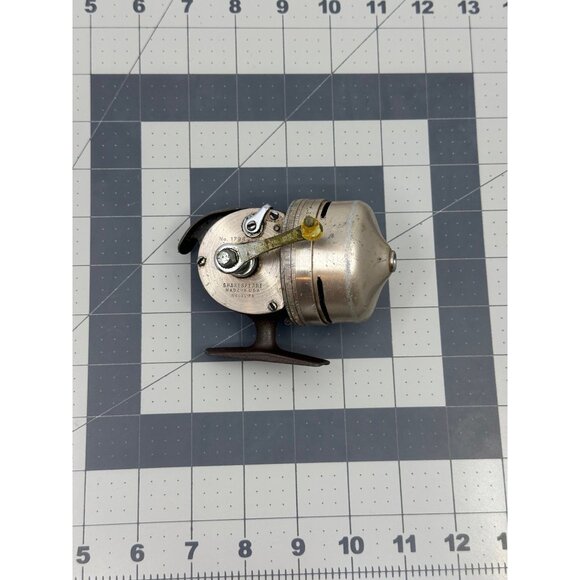 Shakespeare WonderCast No. 1794 Push-Button Reel Boxed With Manual & Oil Set - Picture 9 of 16